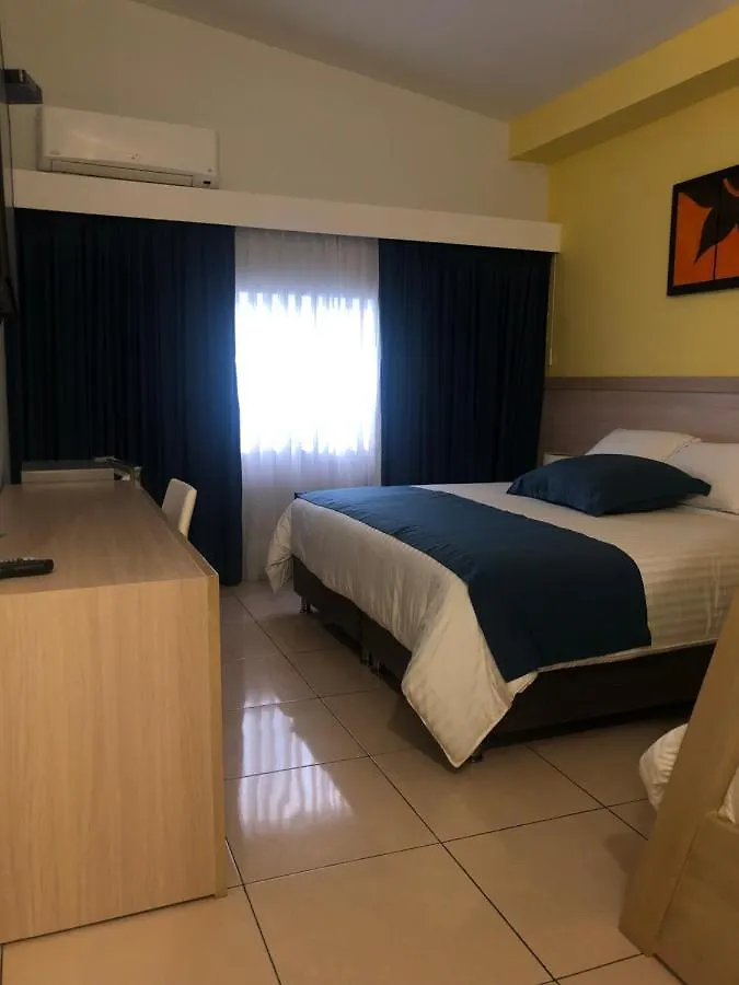Hostel Paradise St سانتا مارتا